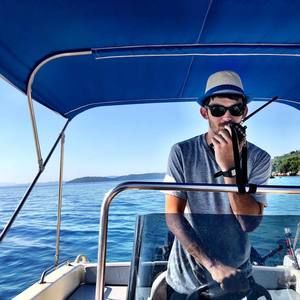 Meet your Posher, Arthur